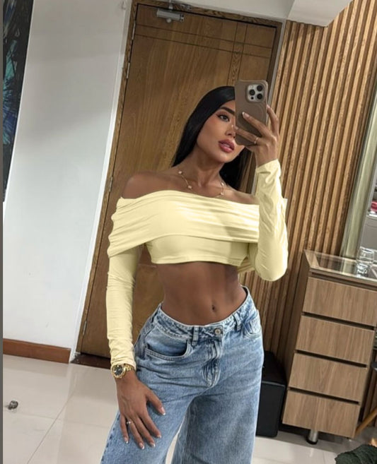 Long sleeve crop top